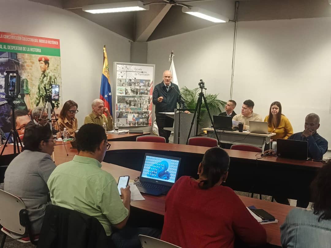 El tema hídrico es fundamental en la construcción del Sistema de Gobierno Popular y Comunal
