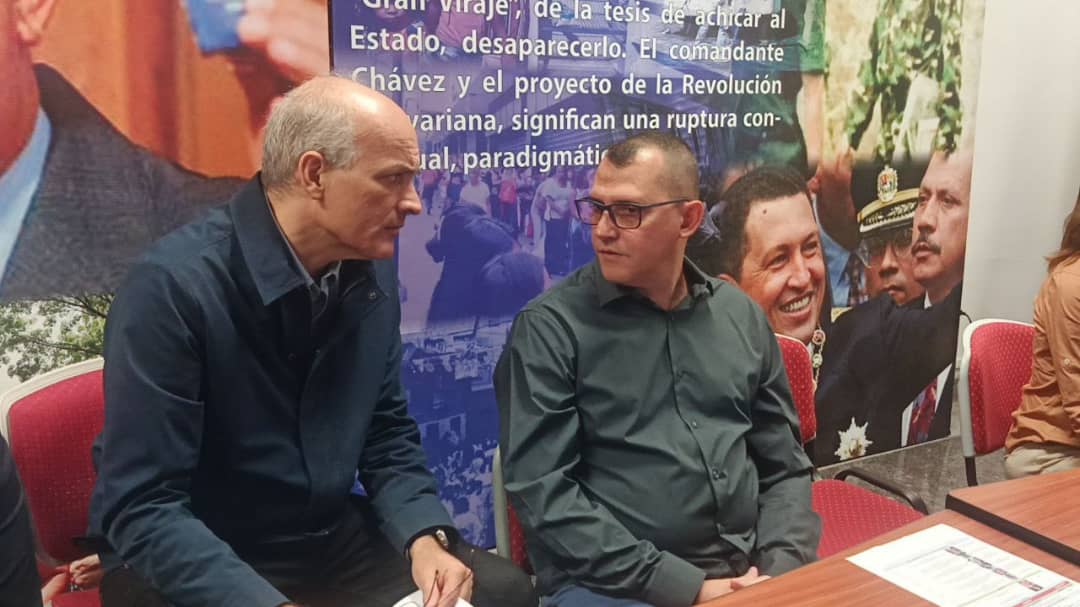 Menéndez: “Hay que tener plena independencia y soberanía en las cadenas productivas y tecnológicas vinculadas al recurso hídrico"