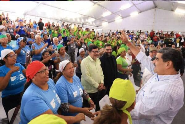 Presidente Maduro anunció plan estratégico para reactivar Pdval y Mercal bajo esquema de economía comunal