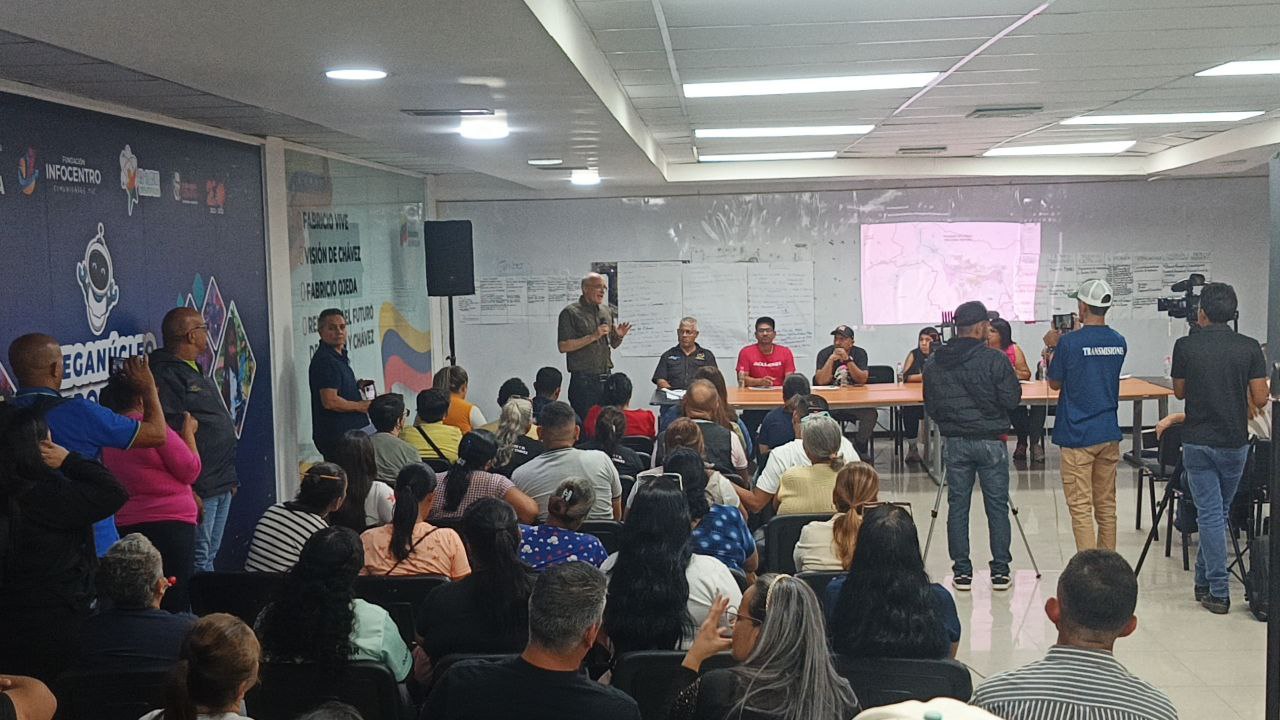 Comunas del Corredor Caracas-La Guaira preparan su Plan Integral