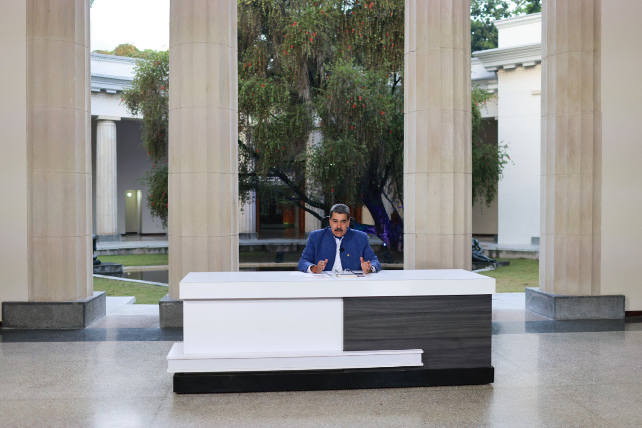 Presidente Maduro llamó a los Movimientos Sociales al combate comunicacional