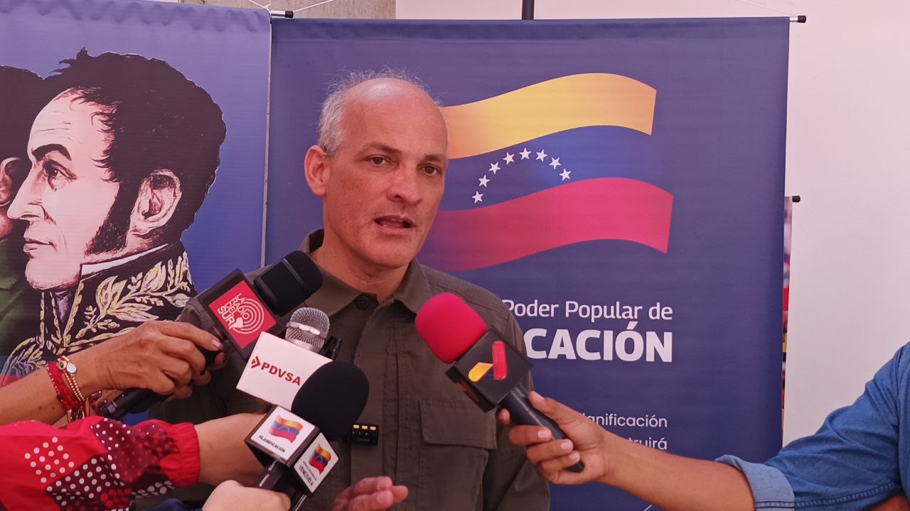 Vicepresidente Menéndez: En Venezuela el pueblo planifica la construcción de su destino