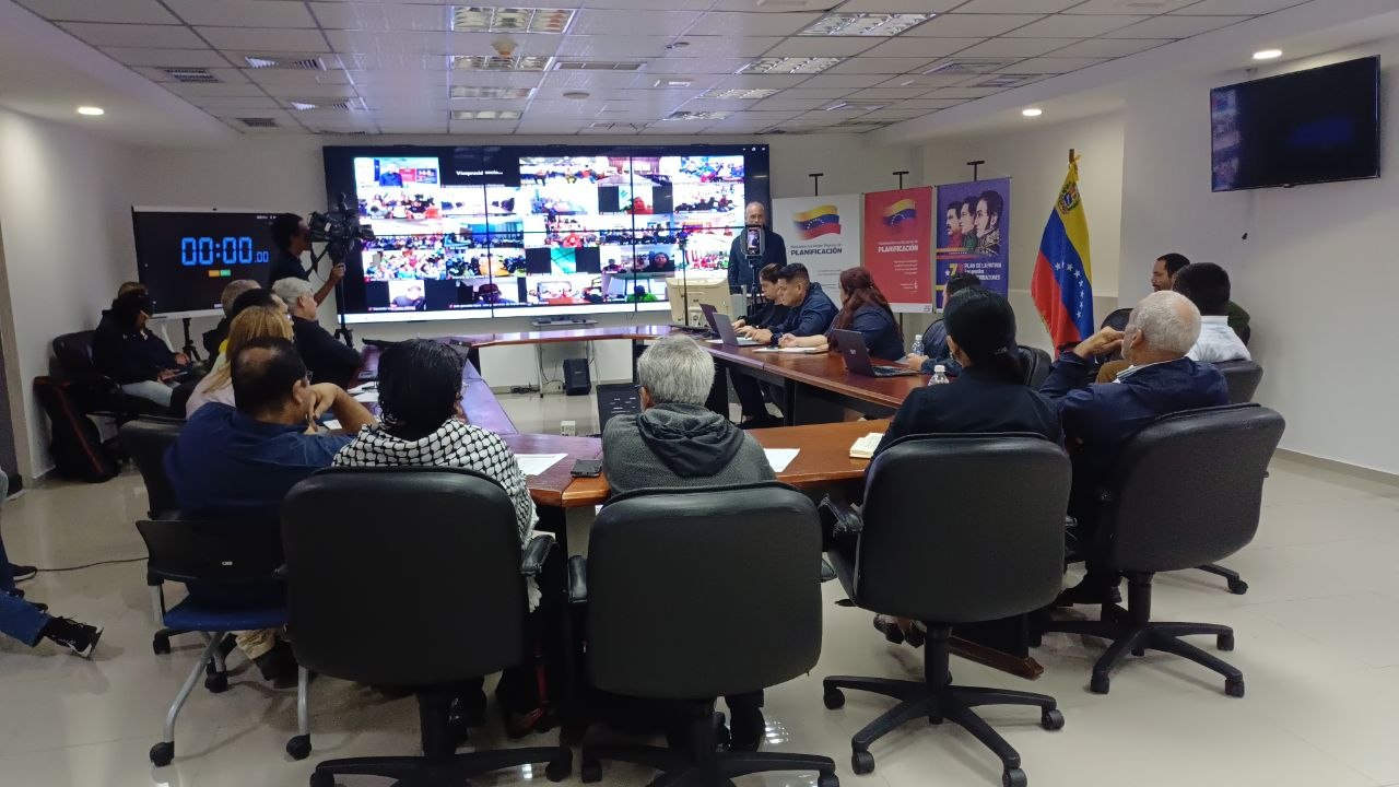 Vicepresidente Menéndez: “Es el momento de la soberanía y la diversificación de nuestros motores productivos”