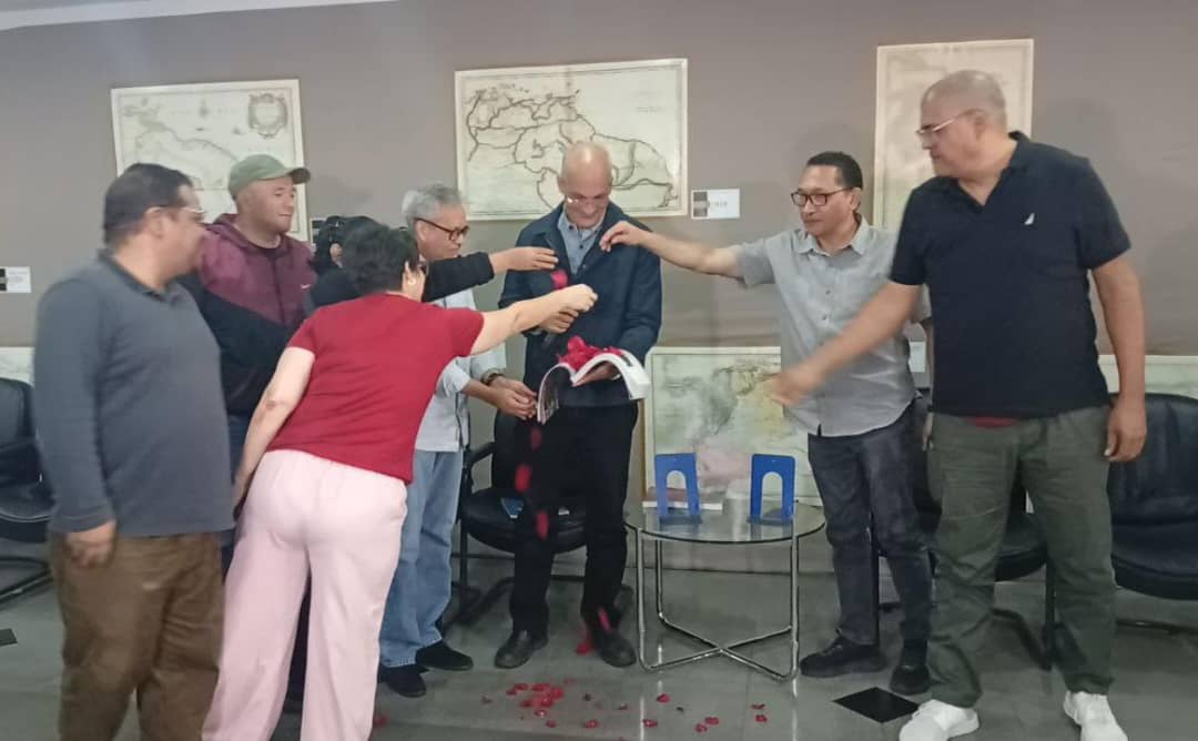 Vicepresidencia de Planificación presentó el libro “Democracia Directa y Nuevo Paradigma de Planificación Acción Popular”