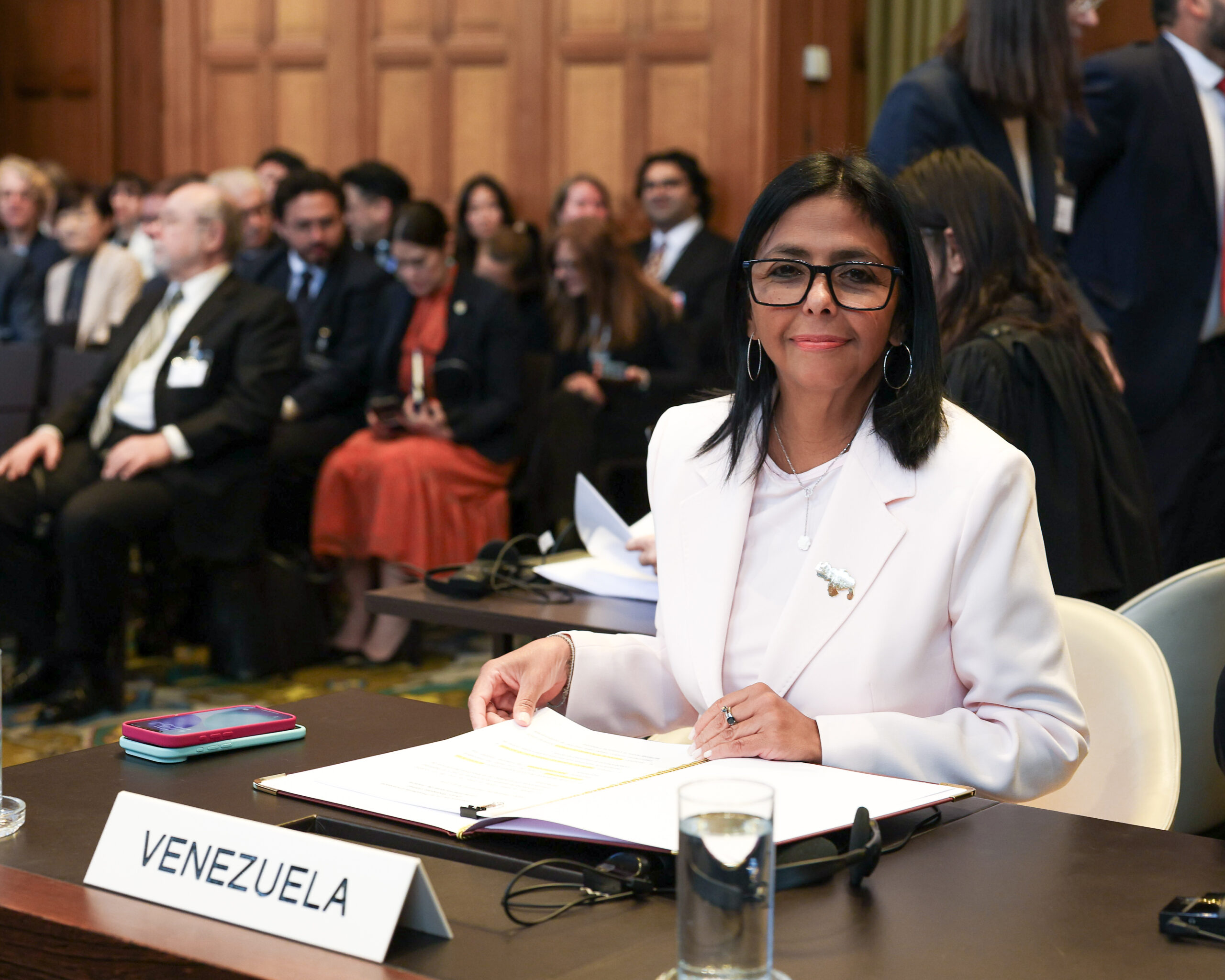 Presidenta encargada ratificó ante la CIJ derechos sobre la Guayana Esequiba: “Venezuela ha presentado más de 3 mil folios como evidencia”
