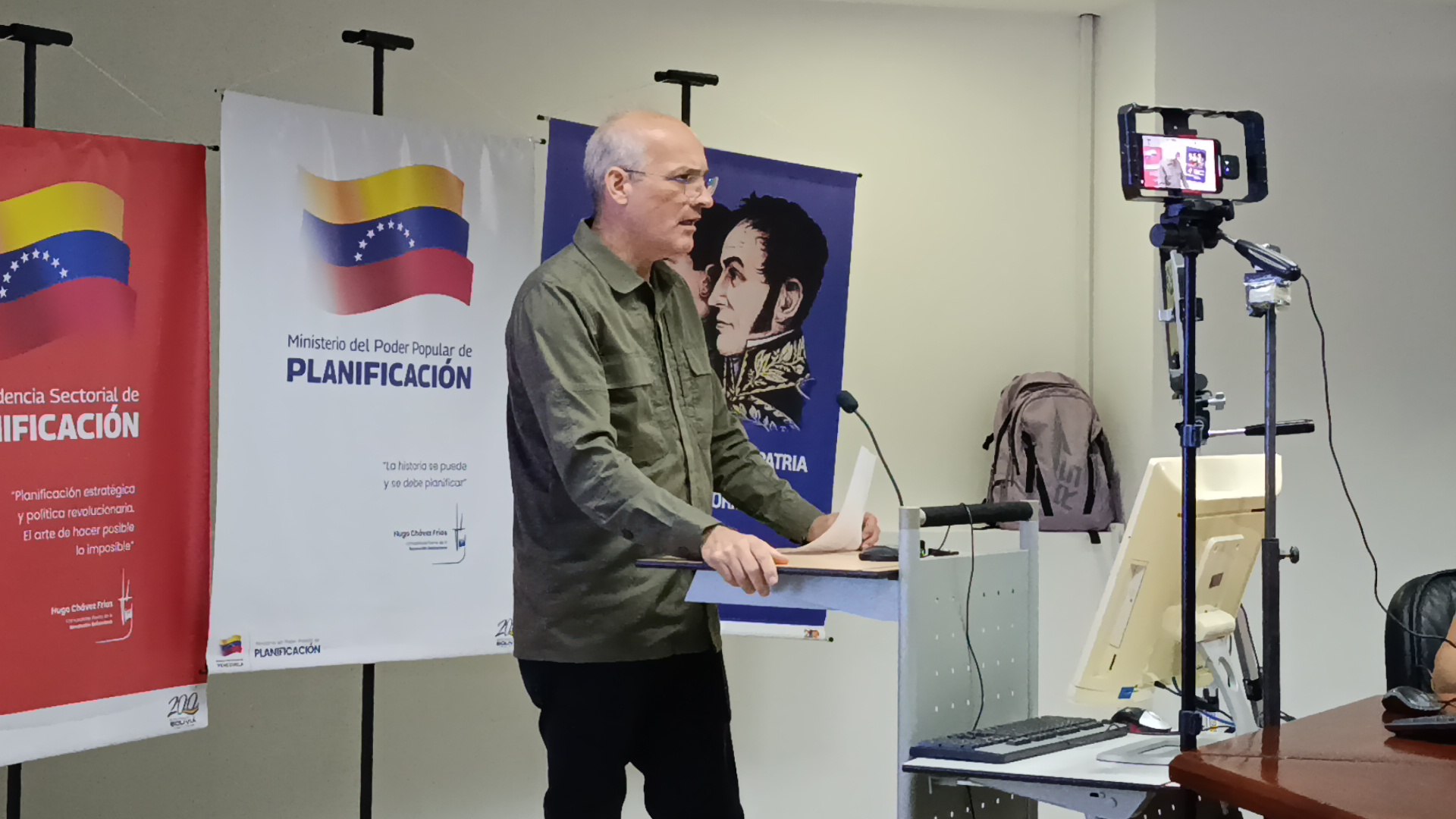 Vicepresidencia de Planificación dictará curso sobre Crisis Climática como desafío para la humanidad