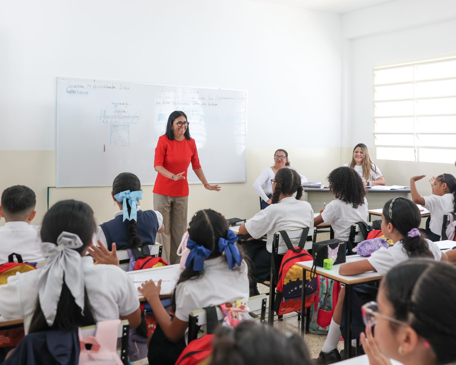 Presidenta Delcy Rodríguez acompaña inicio del año escolar 2026-2027