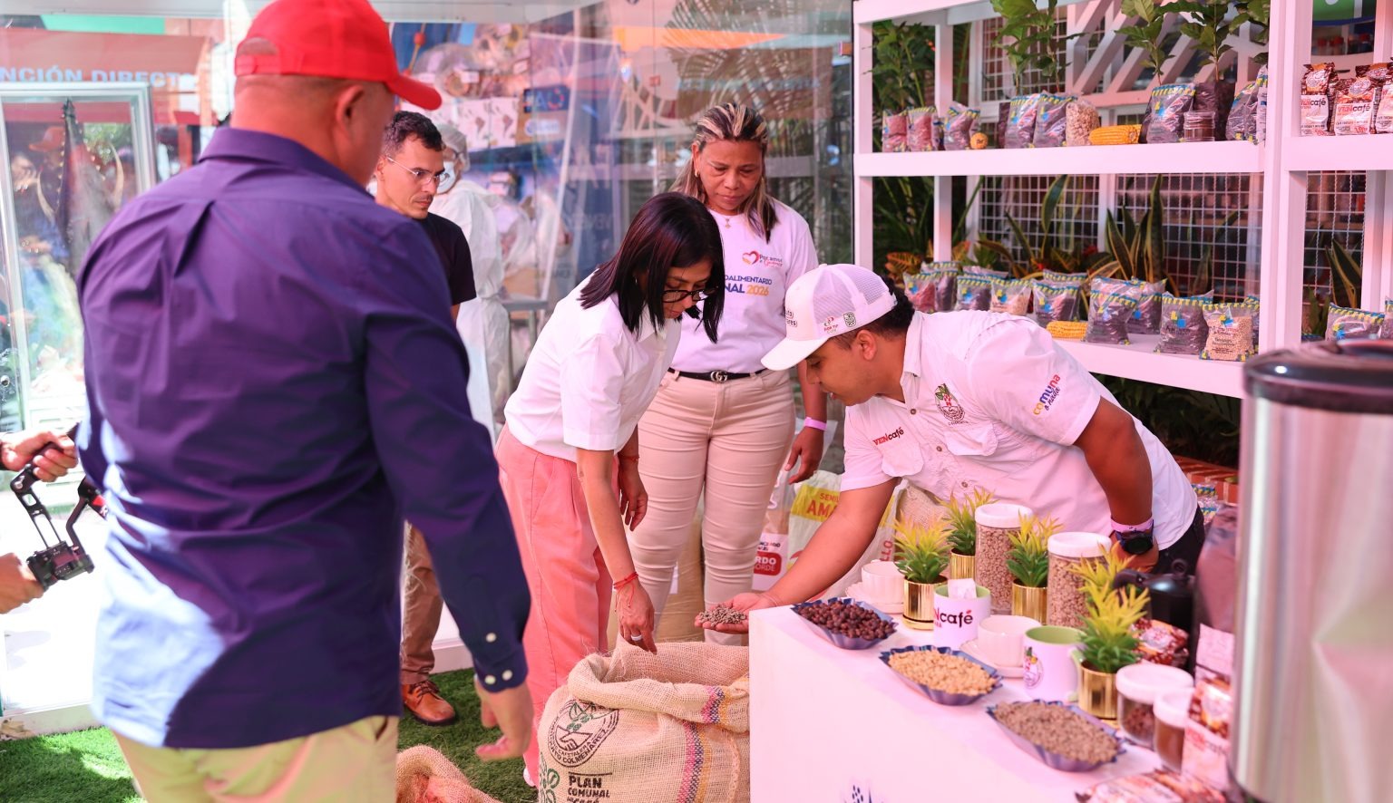 Presidenta Rodríguez activa Plan Venezuela Alimenta con más del 90% producción nacional