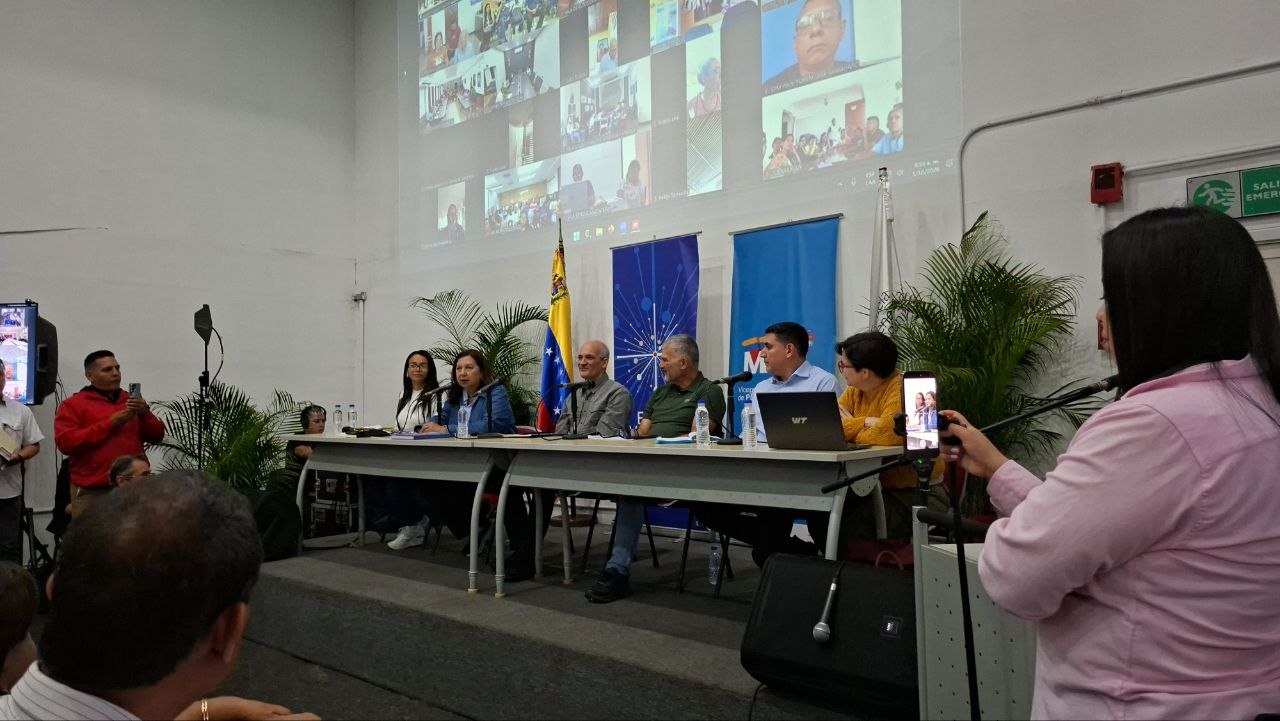 Vicepresidente Menéndez destaca participación comunal en la formulación del presupuesto nacional 2027